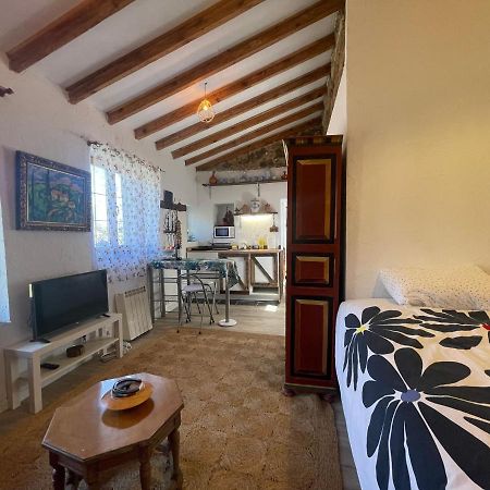 Casa Fidelina II Miraflores De La Sierra Luaran gambar