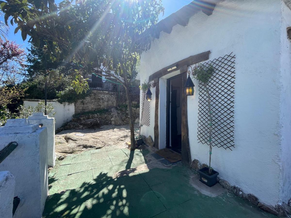Casa Fidelina II Miraflores De La Sierra Luaran gambar